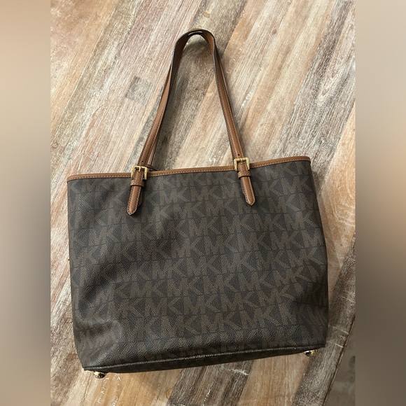 Michael Kors Dark Brown Classic Signature Tote Bag, EXCELLENT CONDITION! - Picture 2 of 7